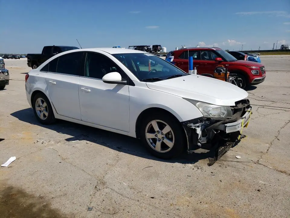 2014 CHEVROLET CRUZE LT  