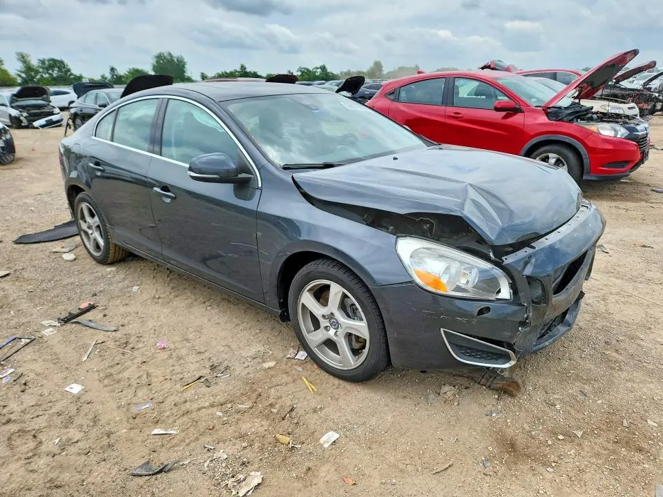 2013 VOLVO S60 T5  