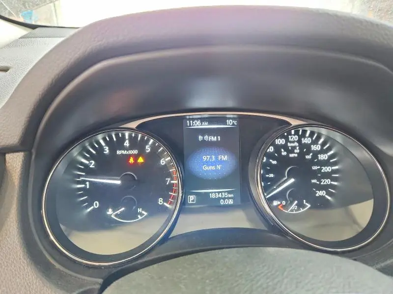 2015 NISSAN ROGUE S  