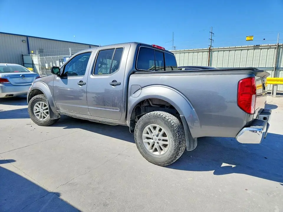 2018 NISSAN FRONTIER SV  