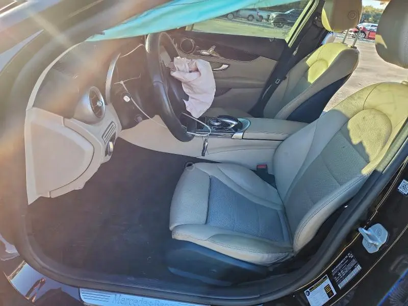 2016 MERCEDES-BENZ C 300  