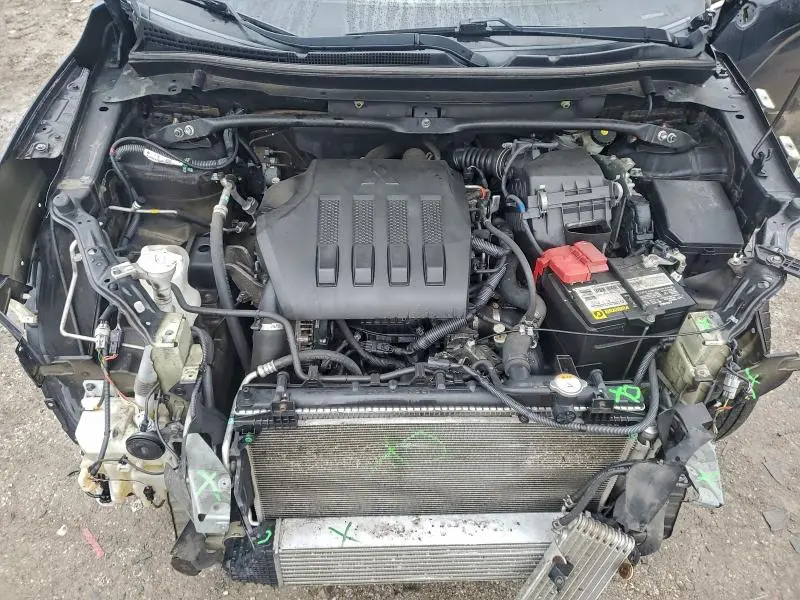 2019 MITSUBISHI ECLIPSE CROSS ES  