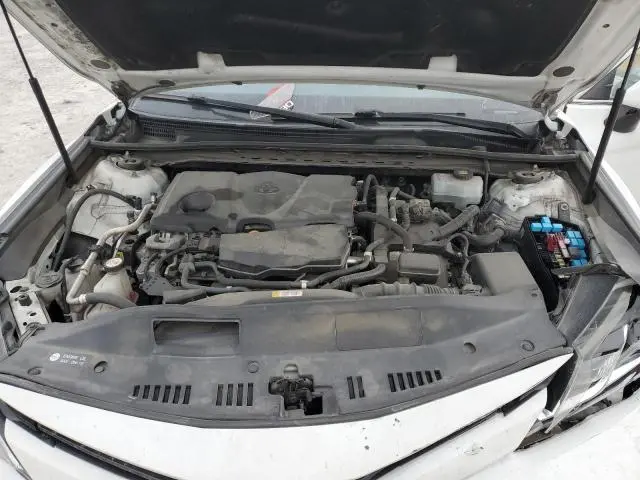 2019 TOYOTA CAMRY LE  