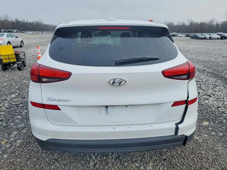 2019 HYUNDAI TUCSON SE  