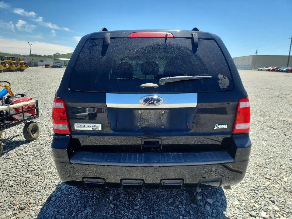 2011 FORD ESCAPE LIMITED  