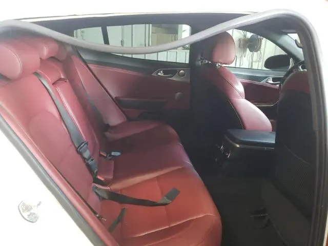 2019 KIA STINGER GT1  