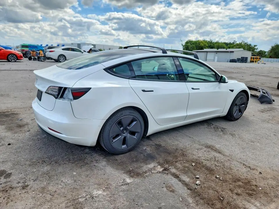 2021 TESLA MODEL 3   