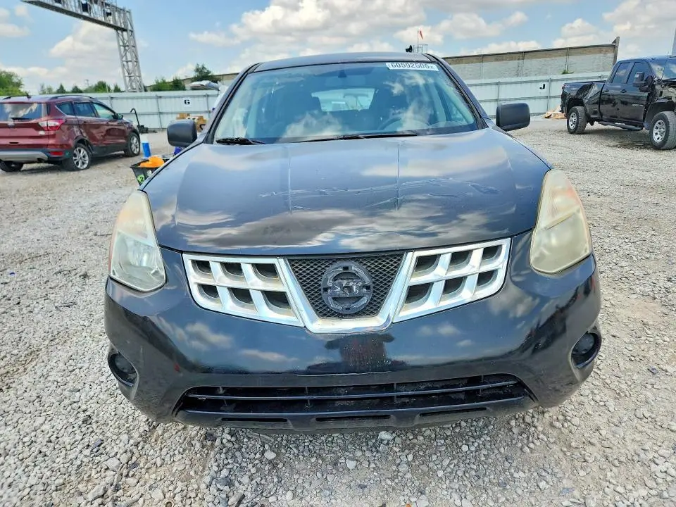 2013 NISSAN ROGUE S  