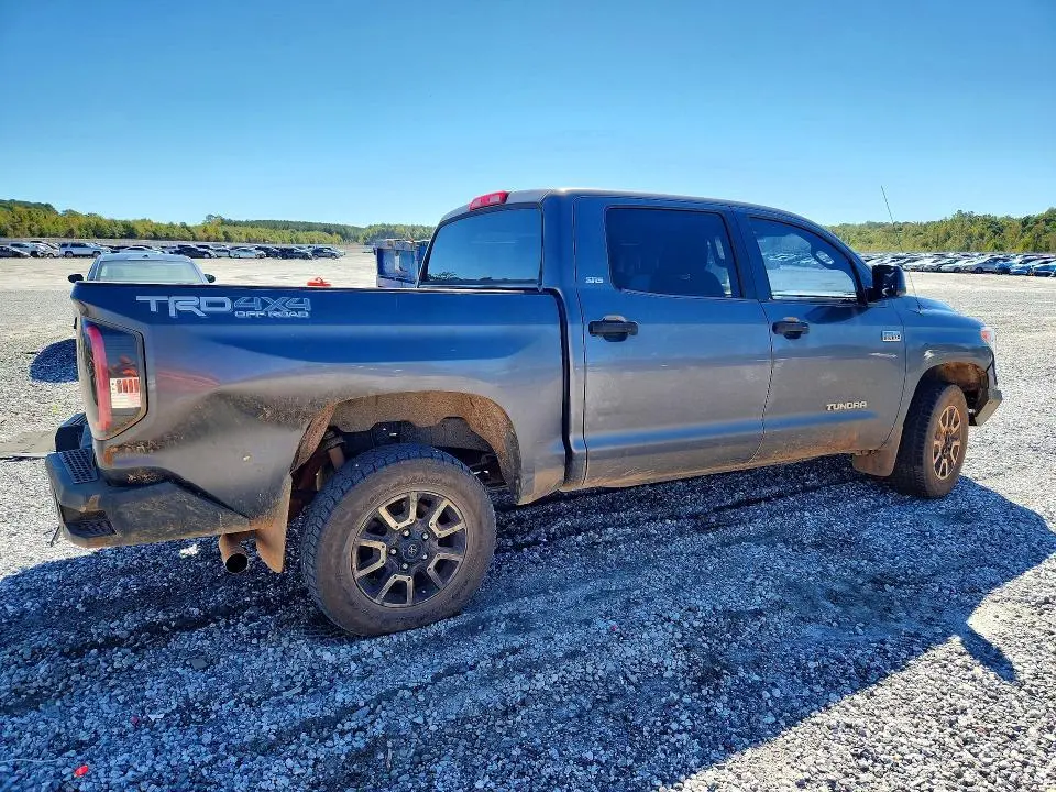 2014 TOYOTA TUNDRA CREWMAX SR5  