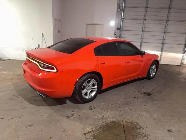 2016 DODGE CHARGER SE  