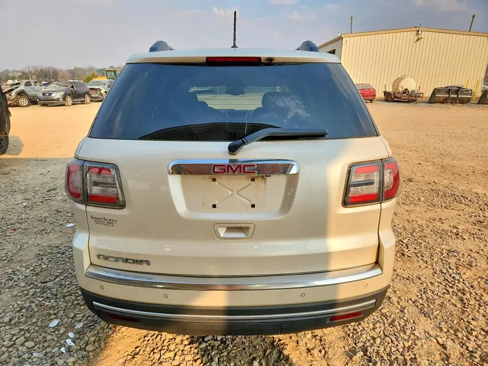 2013 GMC ACADIA SLE  