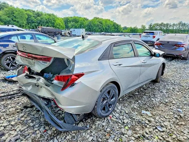 2021 HYUNDAI ELANTRA SEL  