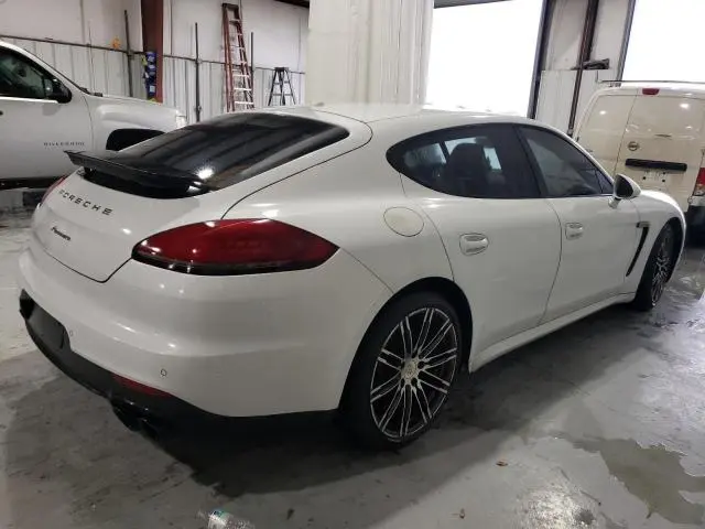 2016 PORSCHE PANAMERA 2  