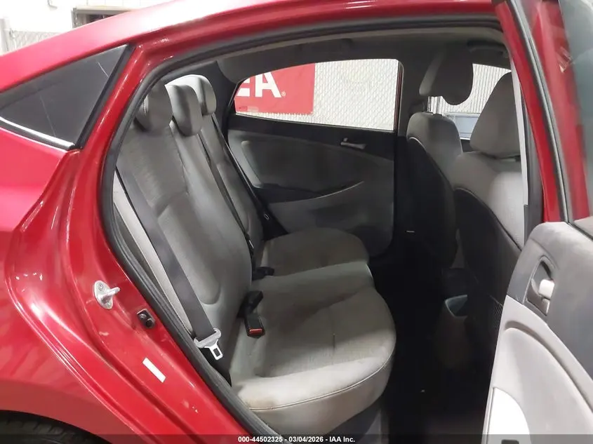 2015 HYUNDAI ACCENT GLS