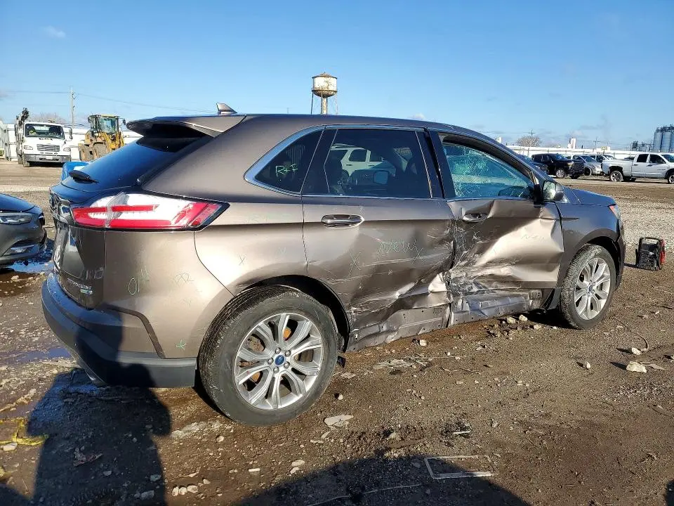 2019 FORD EDGE TITANIUM  