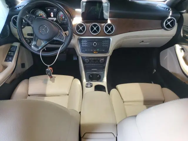 2017 MERCEDES-BENZ GLA 250  