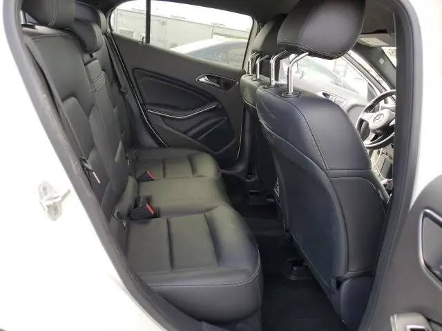 2018 MERCEDES-BENZ GLA 250  