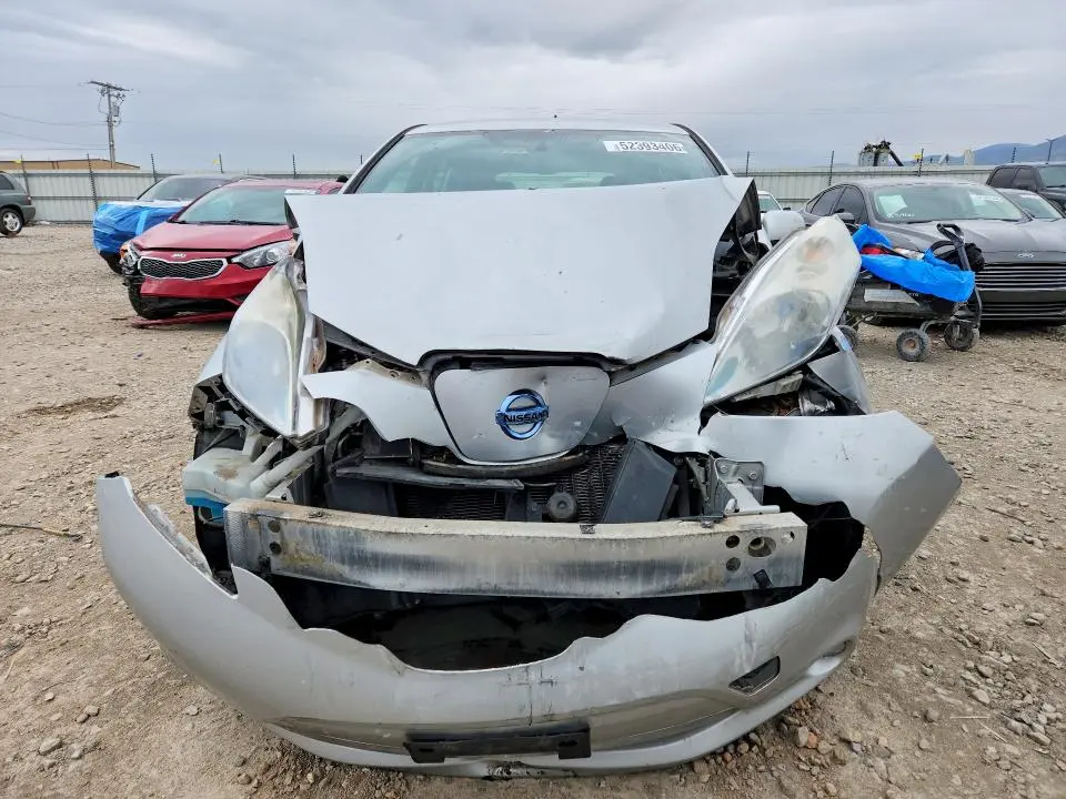2013 NISSAN LEAF S  