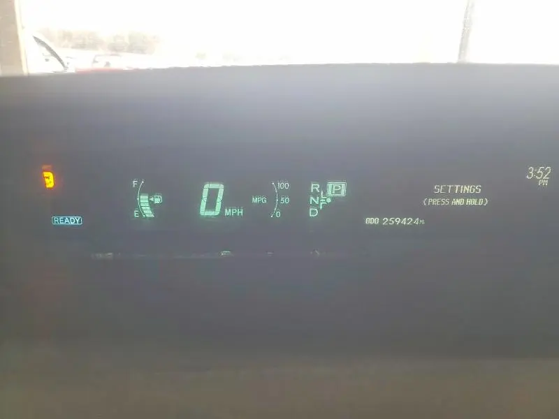 2010 TOYOTA PRIUS III  