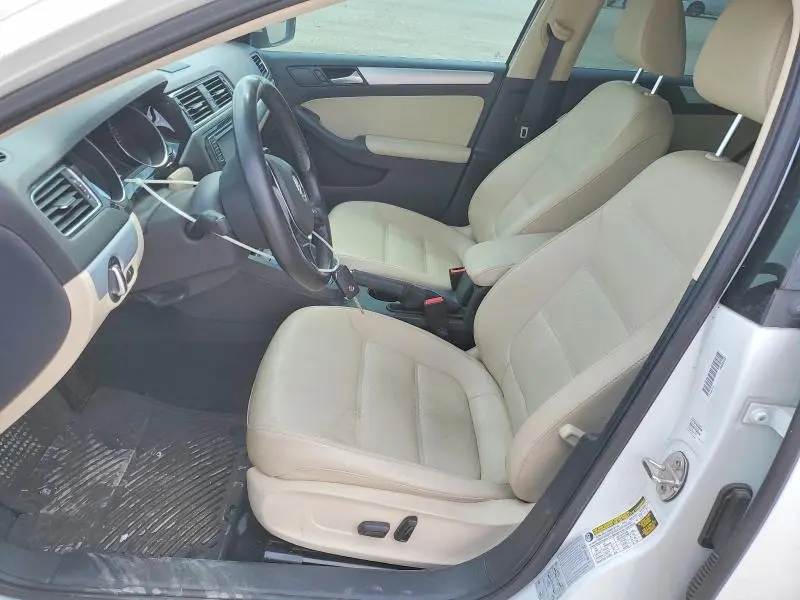 2018 VOLKSWAGEN JETTA SEL  