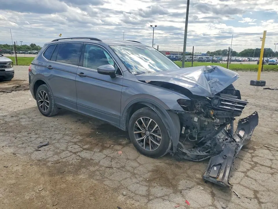 2019 VOLKSWAGEN TIGUAN SE  