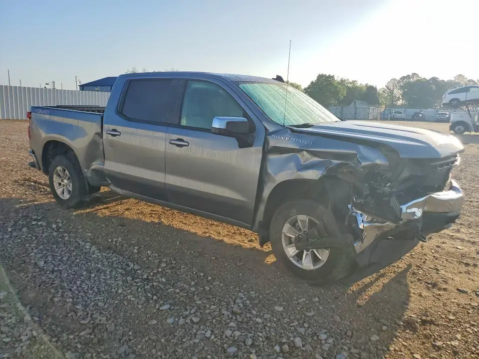 2021 CHEVROLET SILVERADO K1500 LT  