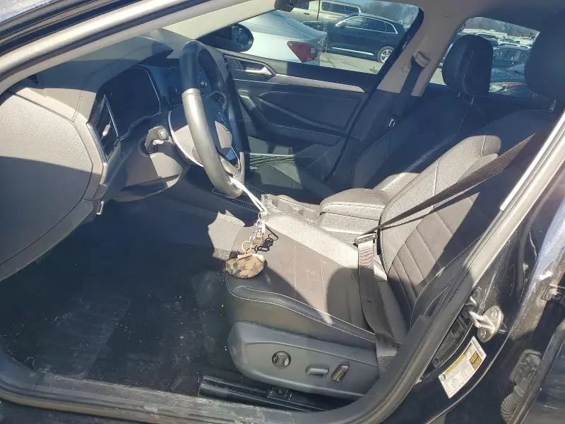 2024 VOLKSWAGEN JETTA SE  