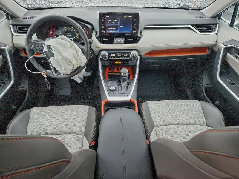 2020 TOYOTA RAV4 ADVENTURE  