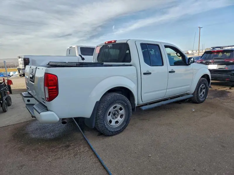 2017 NISSAN FRONTIER S  