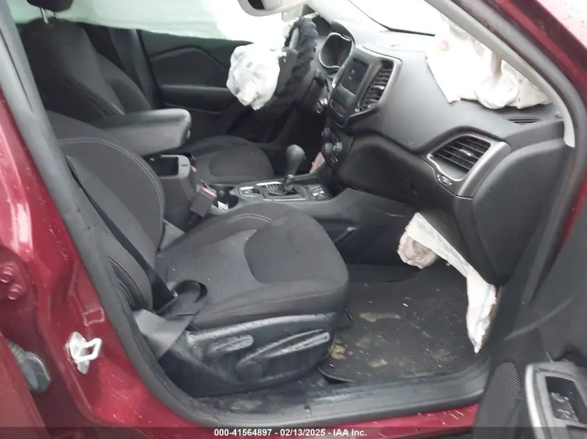 2020 JEEP CHEROKEE LATITUDE FWD