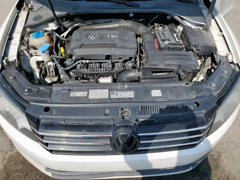 2014 VOLKSWAGEN PASSAT S  