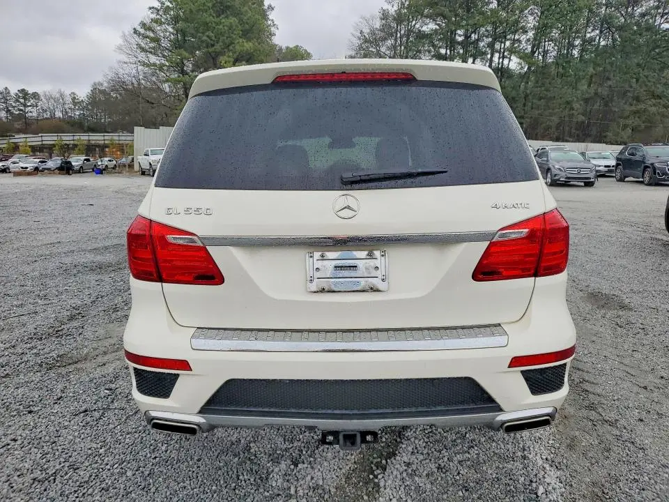 2015 MERCEDES-BENZ GL 550 4MATIC  