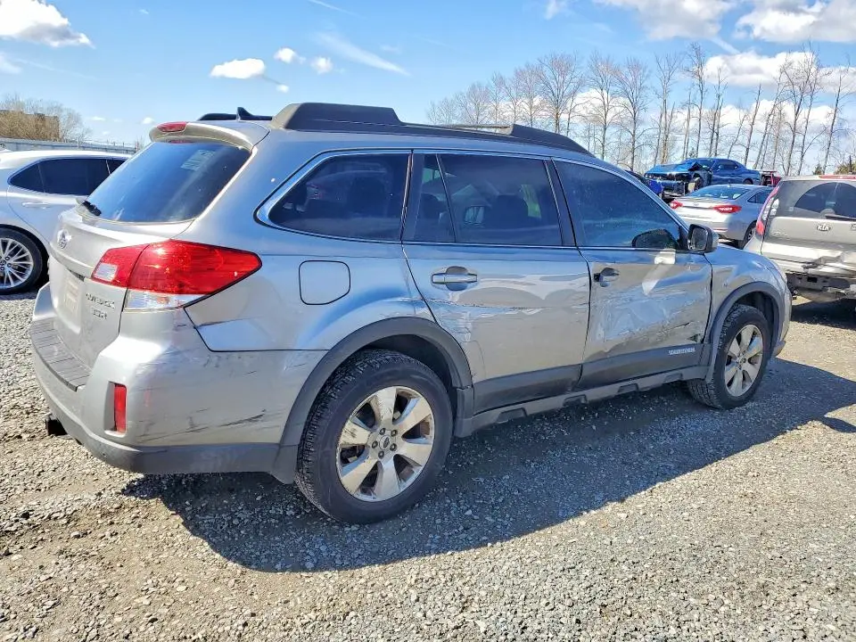 2011 SUBARU OUTBACK 3.6R LIMITED  