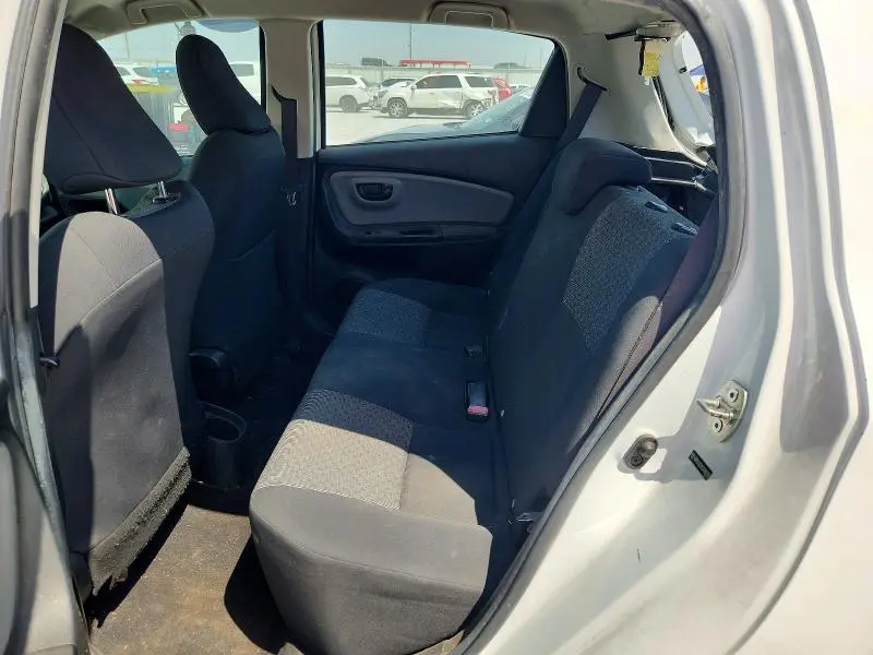 2016 TOYOTA YARIS 5-DOOR L  