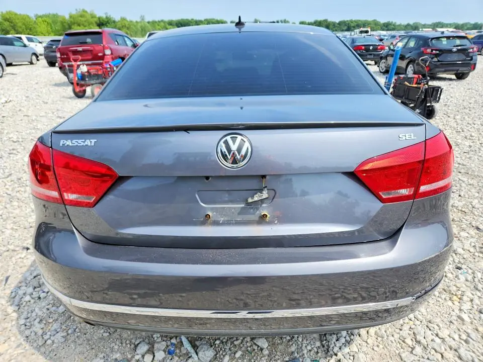 2012 VOLKSWAGEN PASSAT SEL  