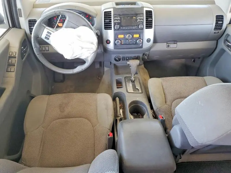 2014 NISSAN FRONTIER S  
