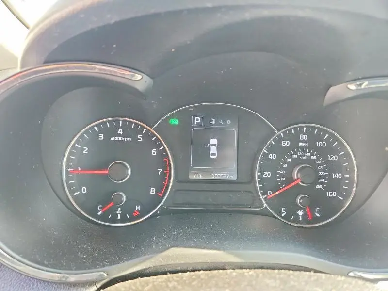 2017 KIA FORTE LX  