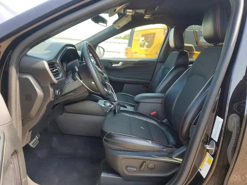 2024 FORD ESCAPE ST LINE  