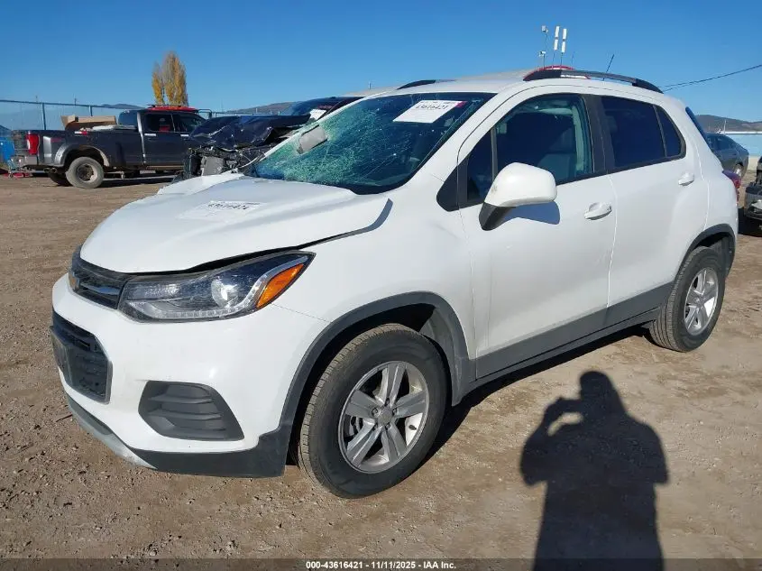 2022 CHEVROLET TRAX AWD LT