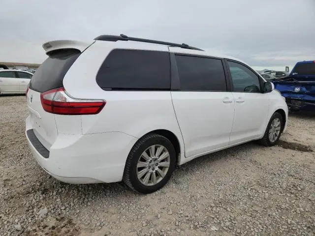 2015 TOYOTA SIENNA LE  