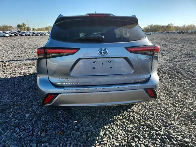 2022 TOYOTA HIGHLANDER HYBRID PLATINUM  