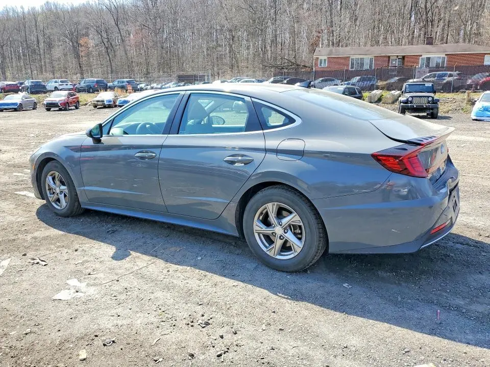 2021 HYUNDAI SONATA SE  