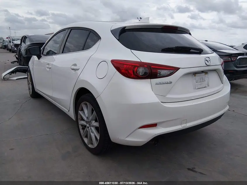 2017 MAZDA MAZDA3 GRAND TOURING