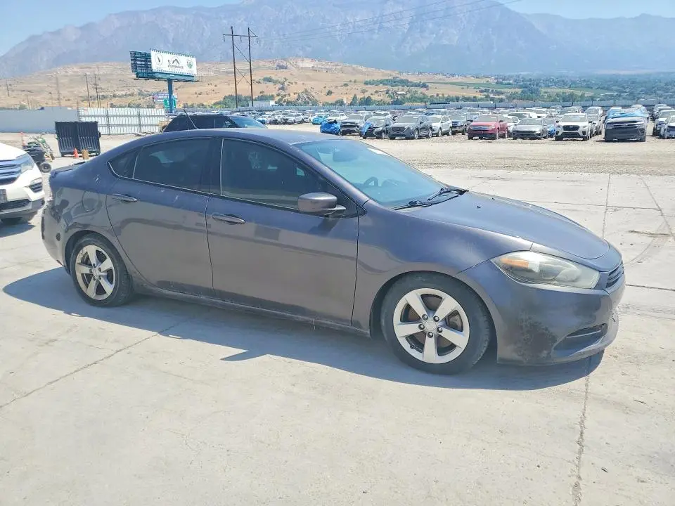 2015 DODGE DART SXT  