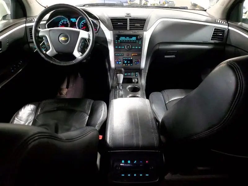 2012 CHEVROLET TRAVERSE LT  