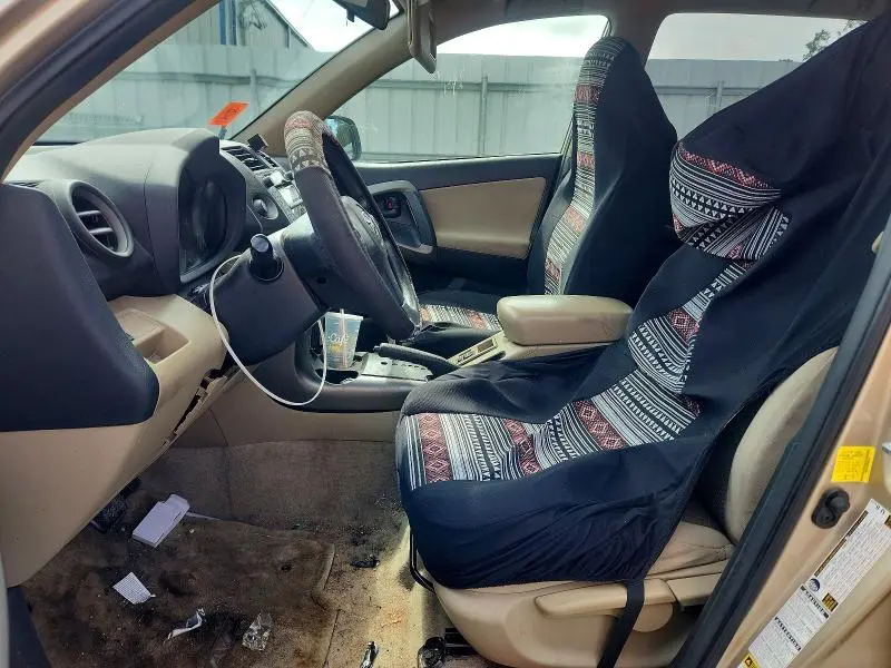 2011 TOYOTA RAV4 BASE  