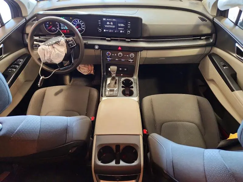 2022 KIA CARNIVAL LX  