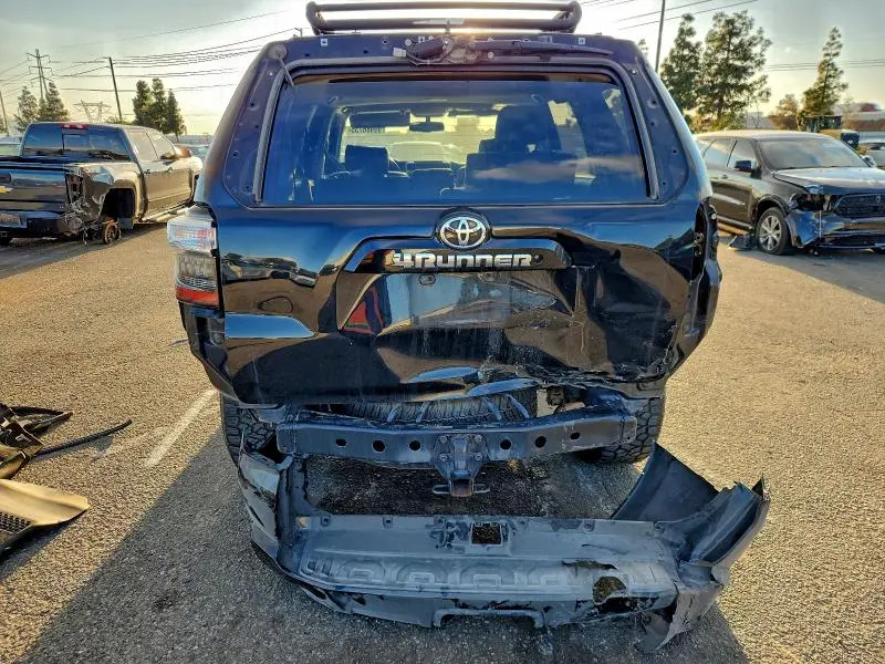 2019 TOYOTA 4RUNNER SR5/SR5 PREMIUM  