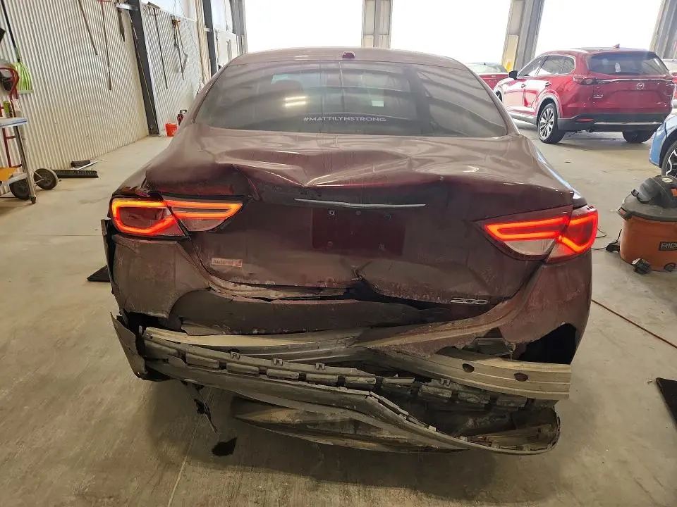 2015 CHRYSLER 200 LIMITED  