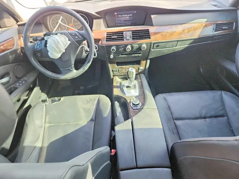 2010 BMW 528 I  